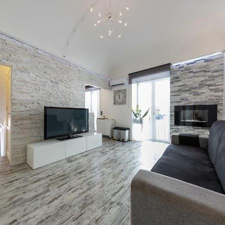 Amuri Holiday Apartment Чефалу Екстер'єр фото